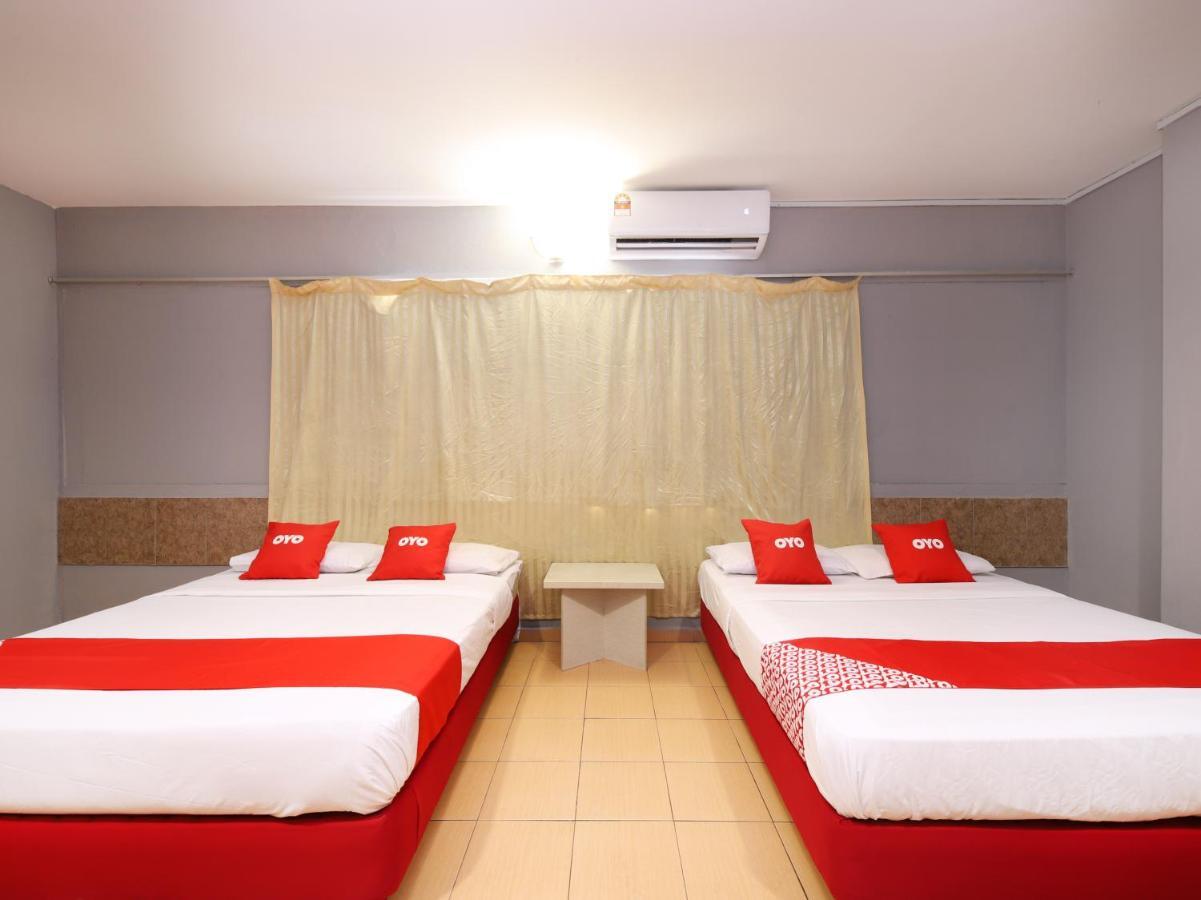 Oyo 89676 Hotel 22 Seremban Eksteriør billede